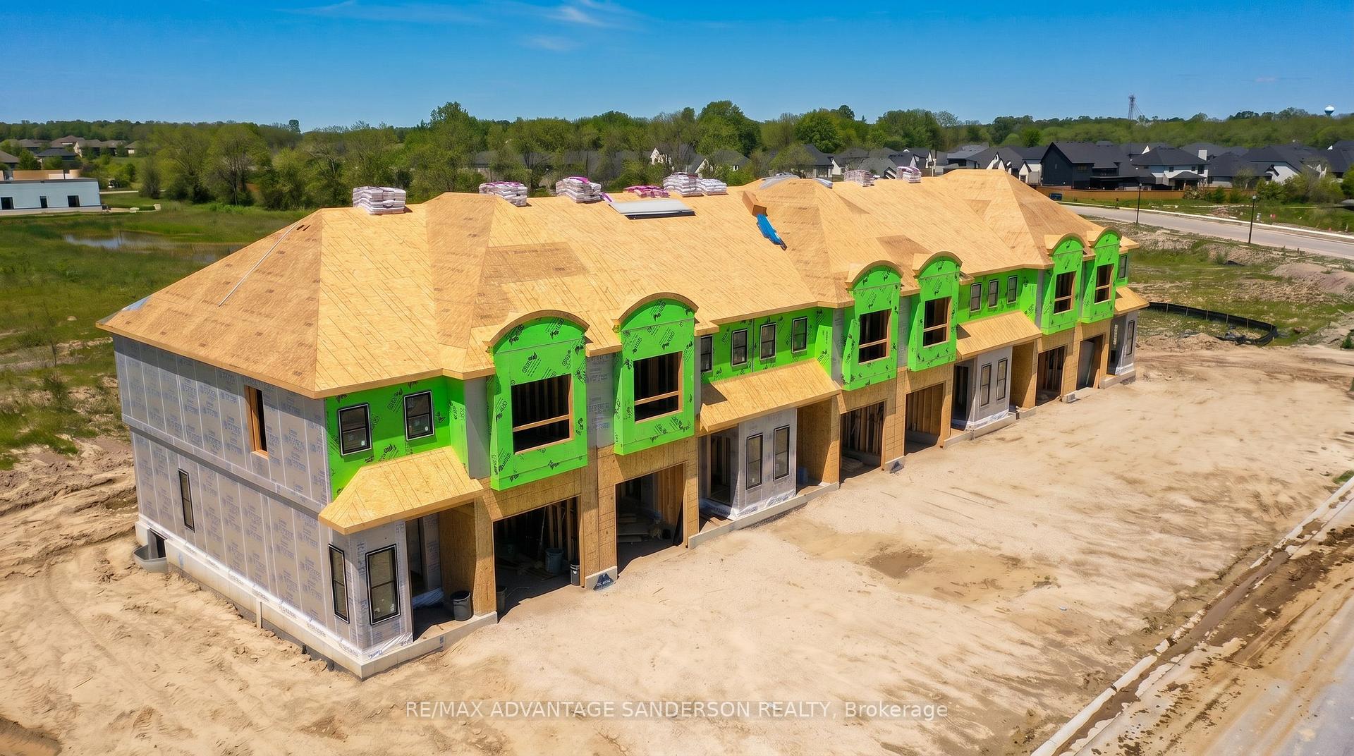 Photo 11 of 165 Bowman Drive, Middlesex Centre, Ilderton — HOMEH