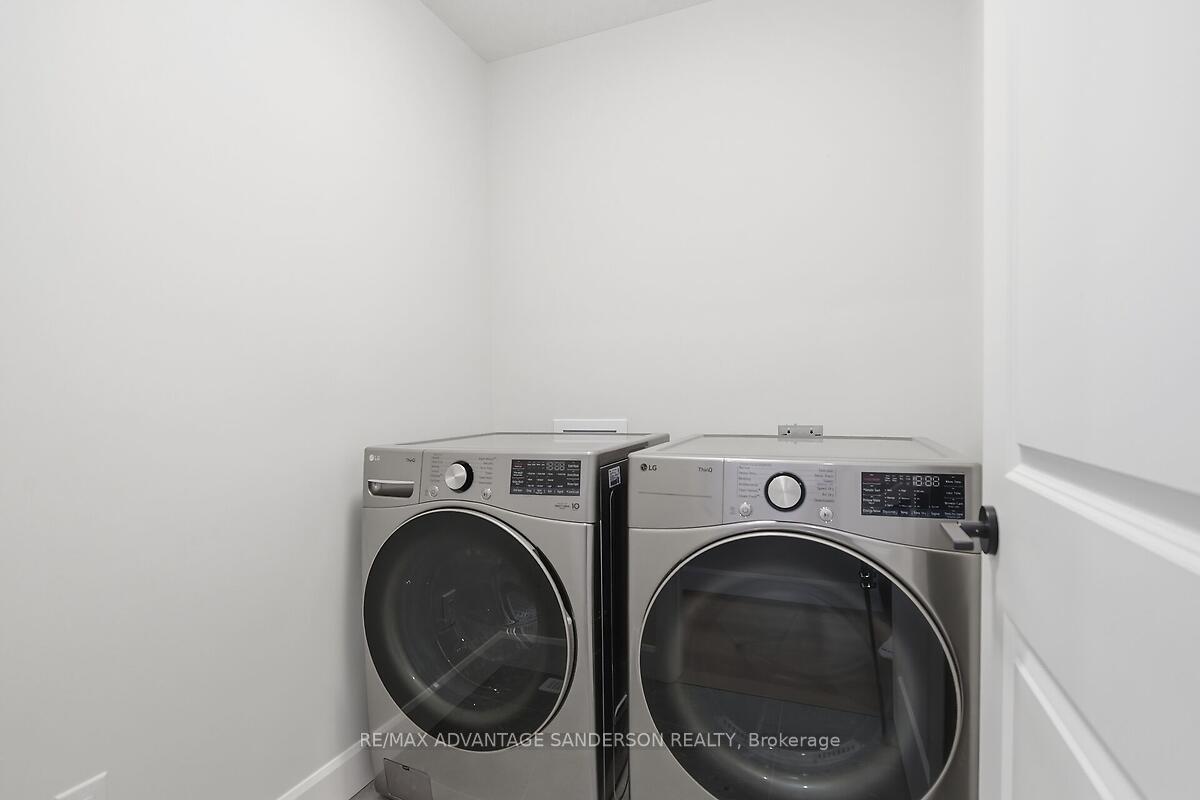 Photo 36 of 165 Bowman Drive, Middlesex Centre, Ilderton — HOMEH