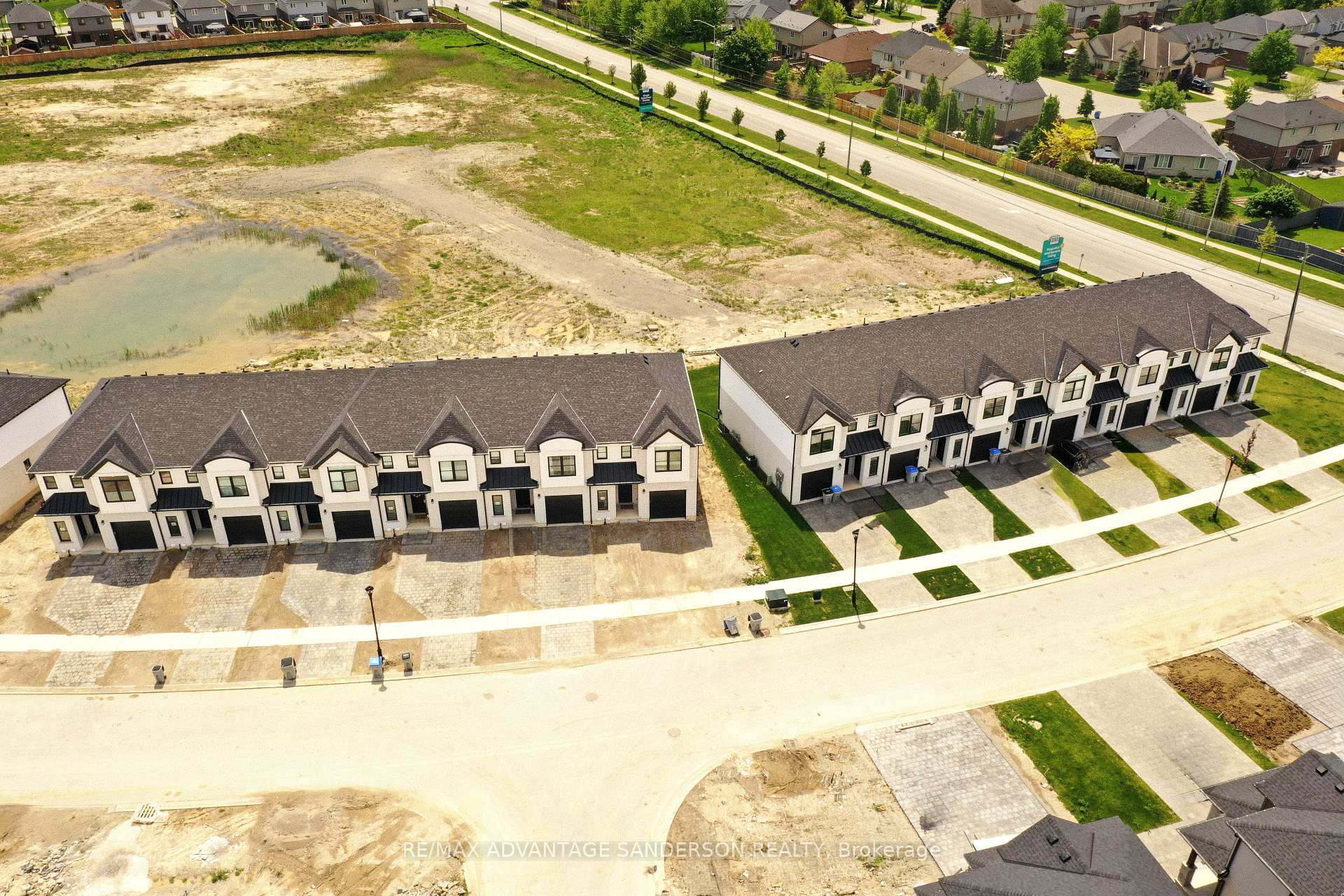 Photo 9 of 163 Bowman Drive, Middlesex Centre, Ilderton — HOMEH