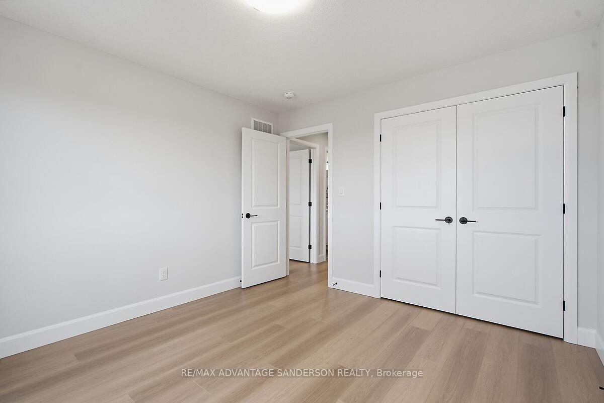 Photo 31 of 161 Bowman Drive, Middlesex Centre, Ilderton — HOMEH