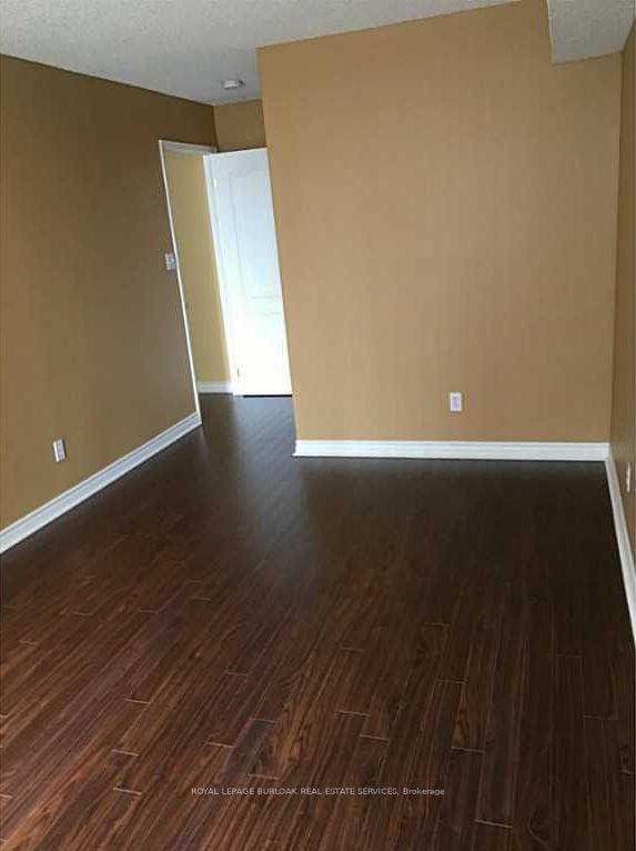 Photo 11 of Unit 809, 1276 Maple Crossing Boulevard, Burlington, Brant — HOMEH