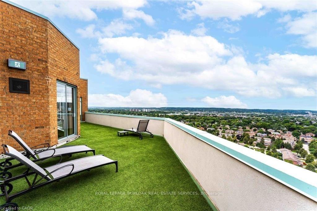 Photo 17 of Unit 809, 1276 Maple Crossing Boulevard, Burlington, Brant — HOMEH