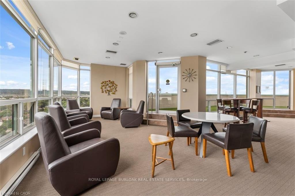 Photo 18 of Unit 809, 1276 Maple Crossing Boulevard, Burlington, Brant — HOMEH