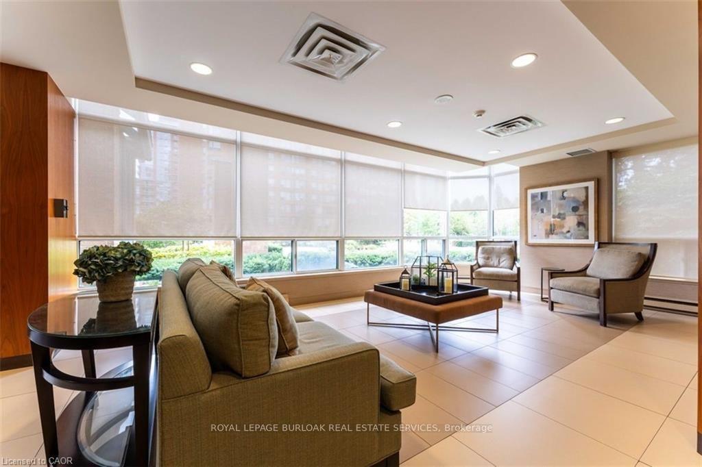Photo 26 of Unit 809, 1276 Maple Crossing Boulevard, Burlington, Brant — HOMEH