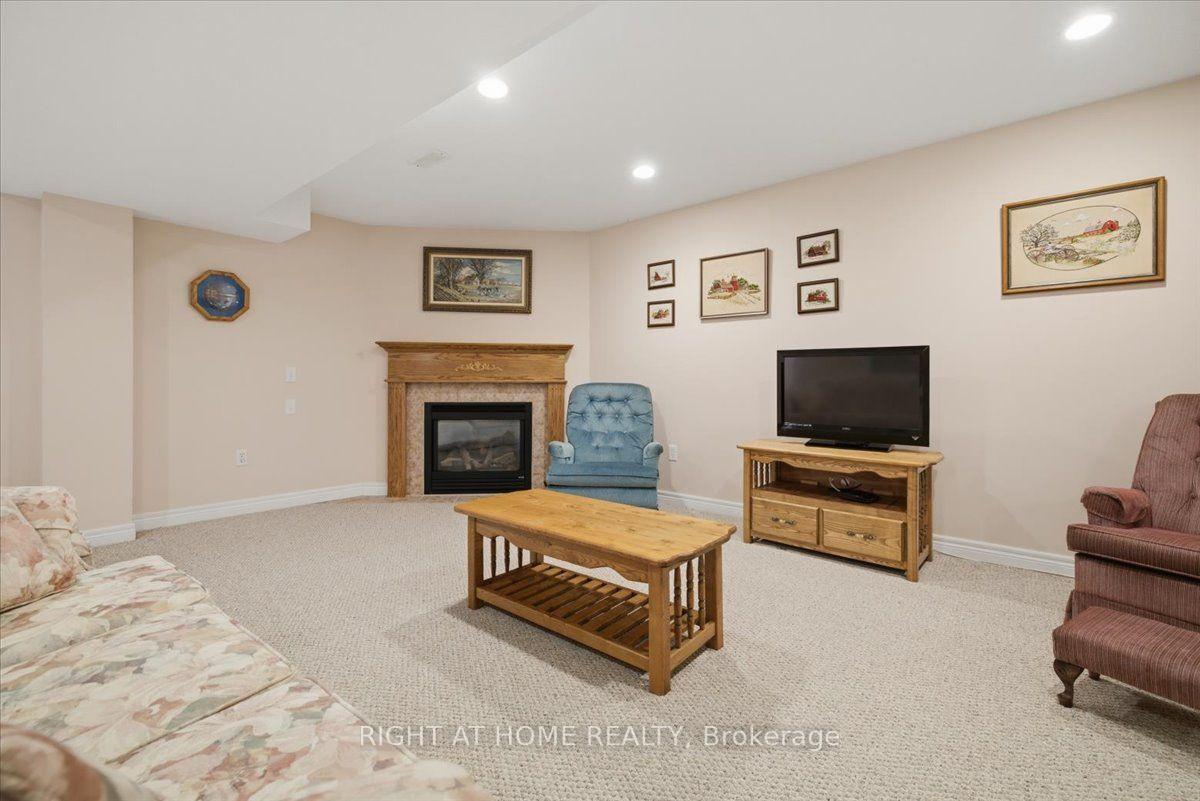 Photo 29 of Unit 13, 34 Southbrook Drive, Hamilton, Binbrook — HOMEH