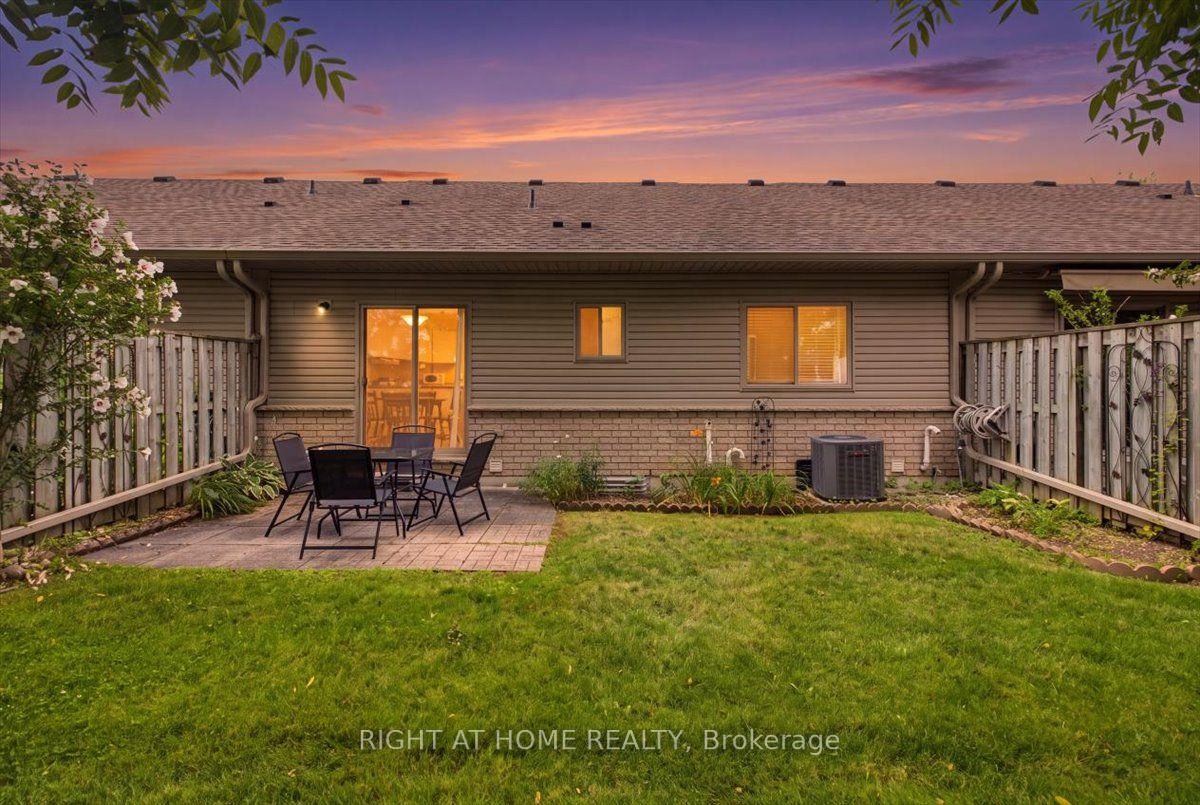 Photo 39 of Unit 13, 34 Southbrook Drive, Hamilton, Binbrook — HOMEH