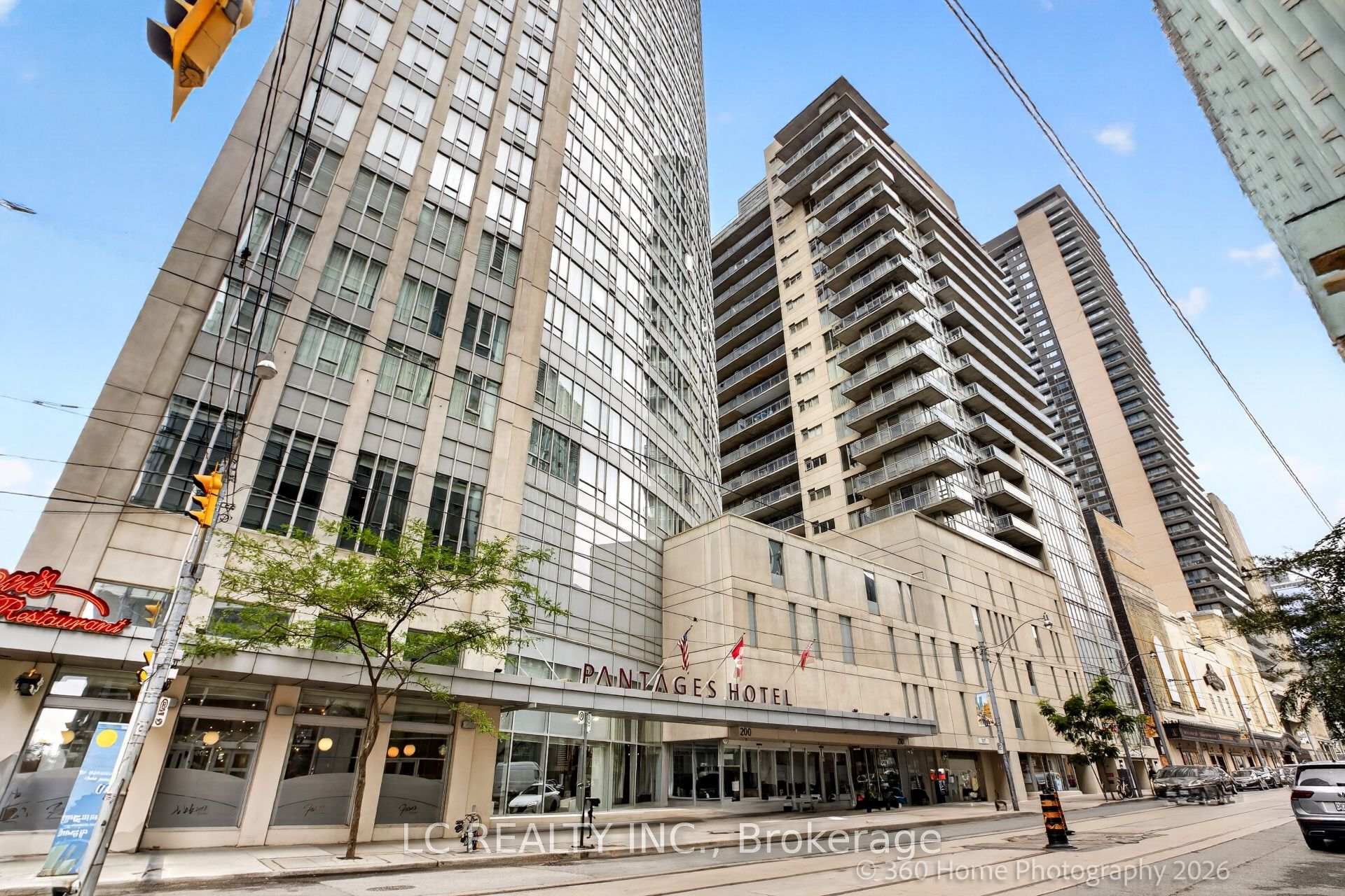 Front of Unit 3403, 210 Victoria Street
