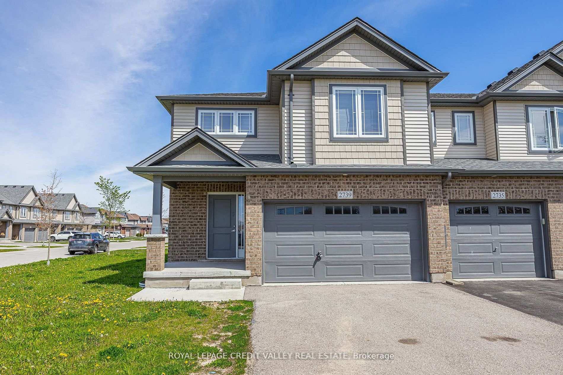 Photo 2 of 2739 Asima Drive, London, South U — HOMEH