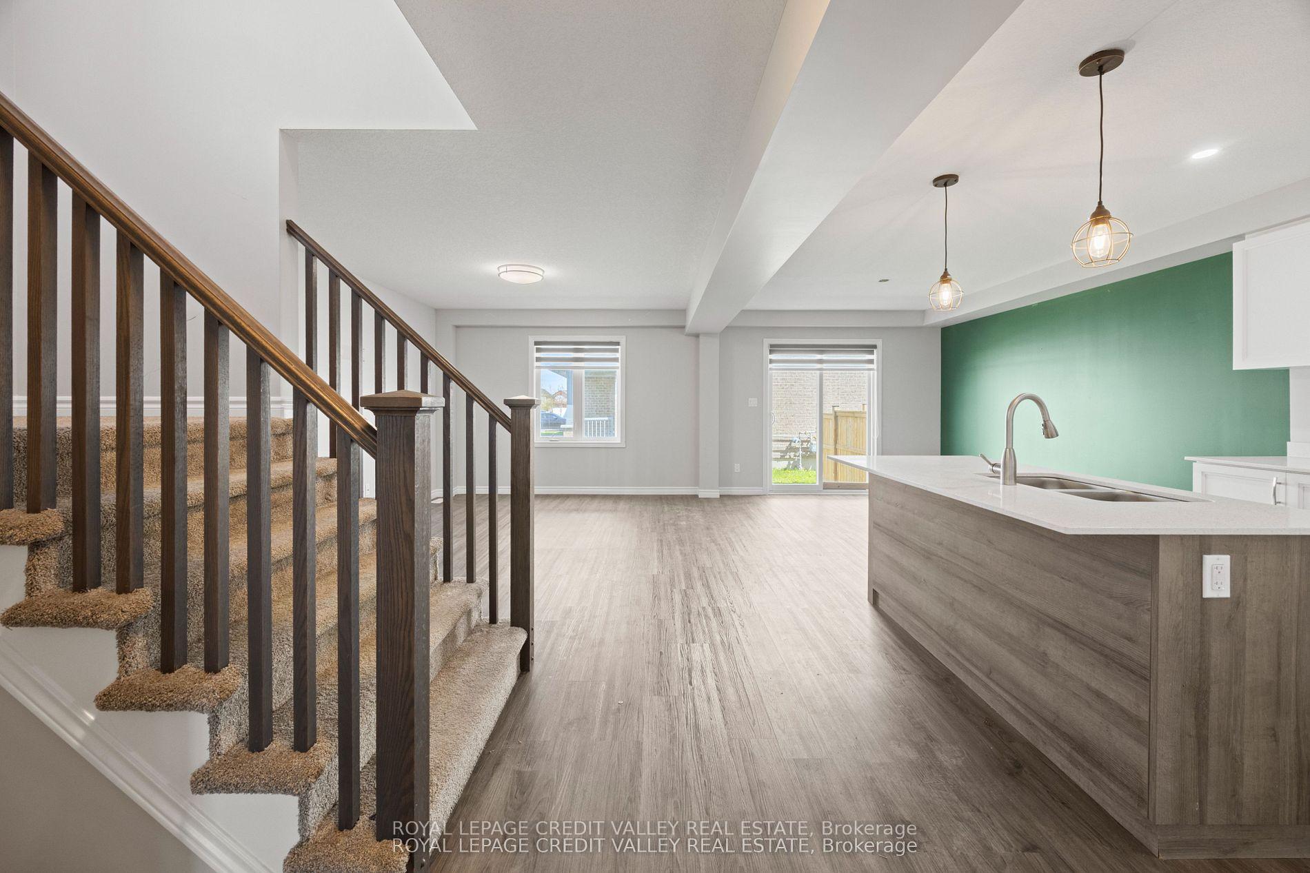 Photo 7 of 2739 Asima Drive, London, South U — HOMEH