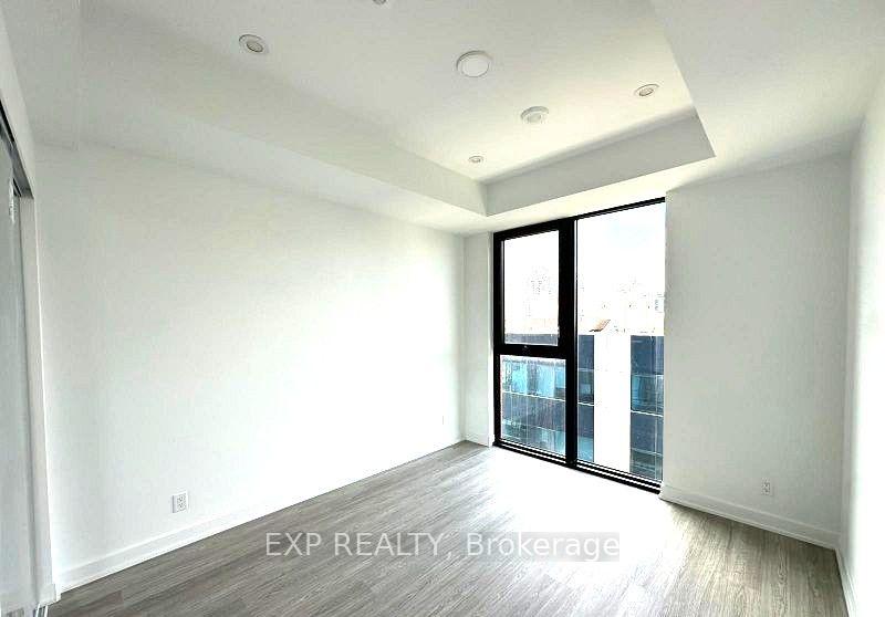 Photo 5 of Unit 907, 699 Sheppard Avenue E, North York, Bayview Village — HOMEH