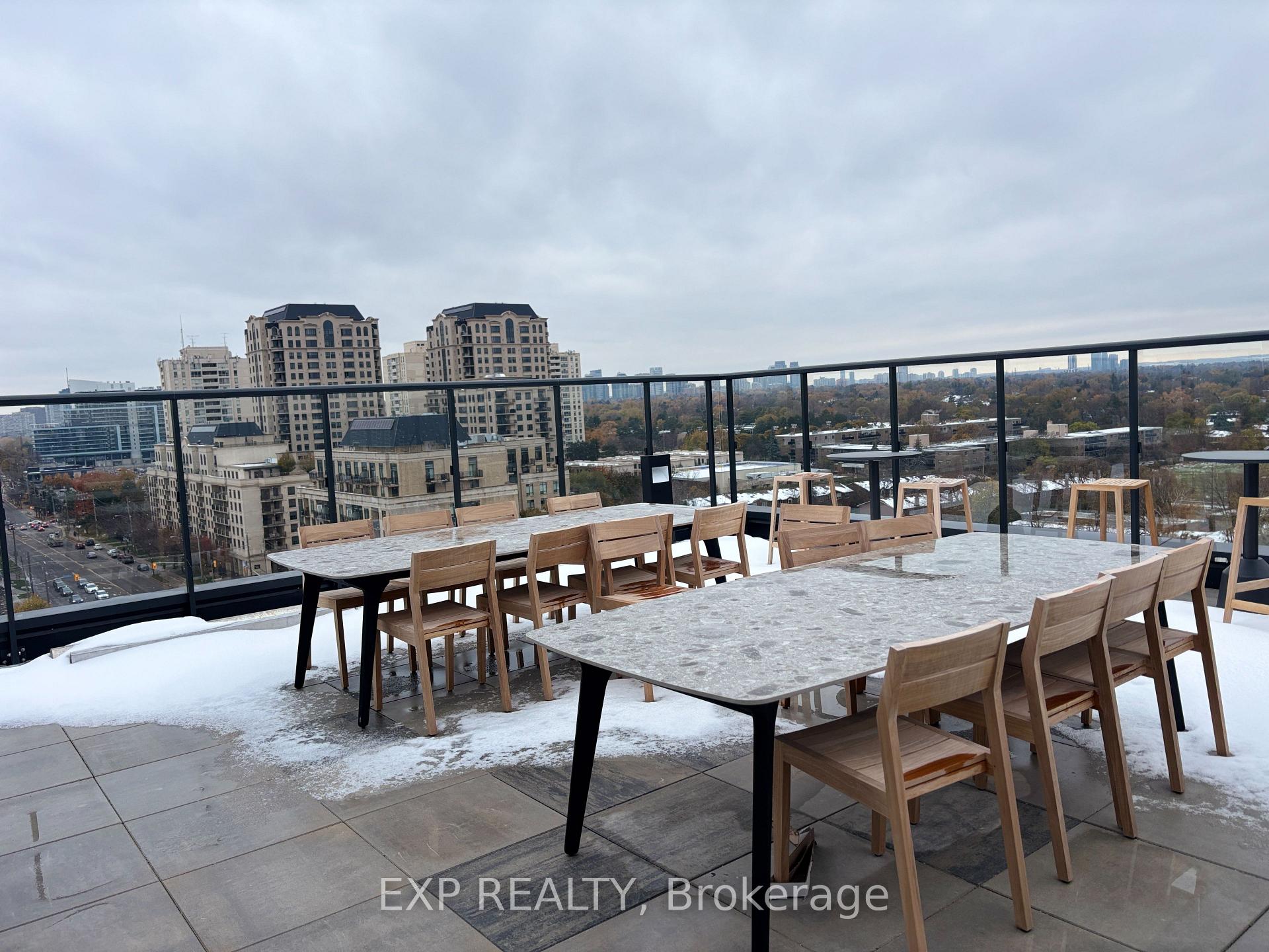 Photo 10 of Unit 907, 699 Sheppard Avenue E, North York, Bayview Village — HOMEH