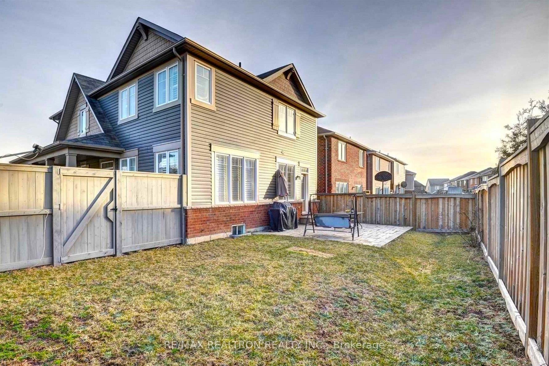Photo 19 of 2 Clenston Road, Brampton, Northwest Brampton — HOMEH