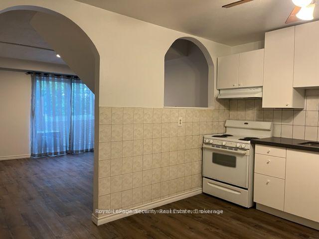Front of Unit 2, 1746A Eglinton Avenue W