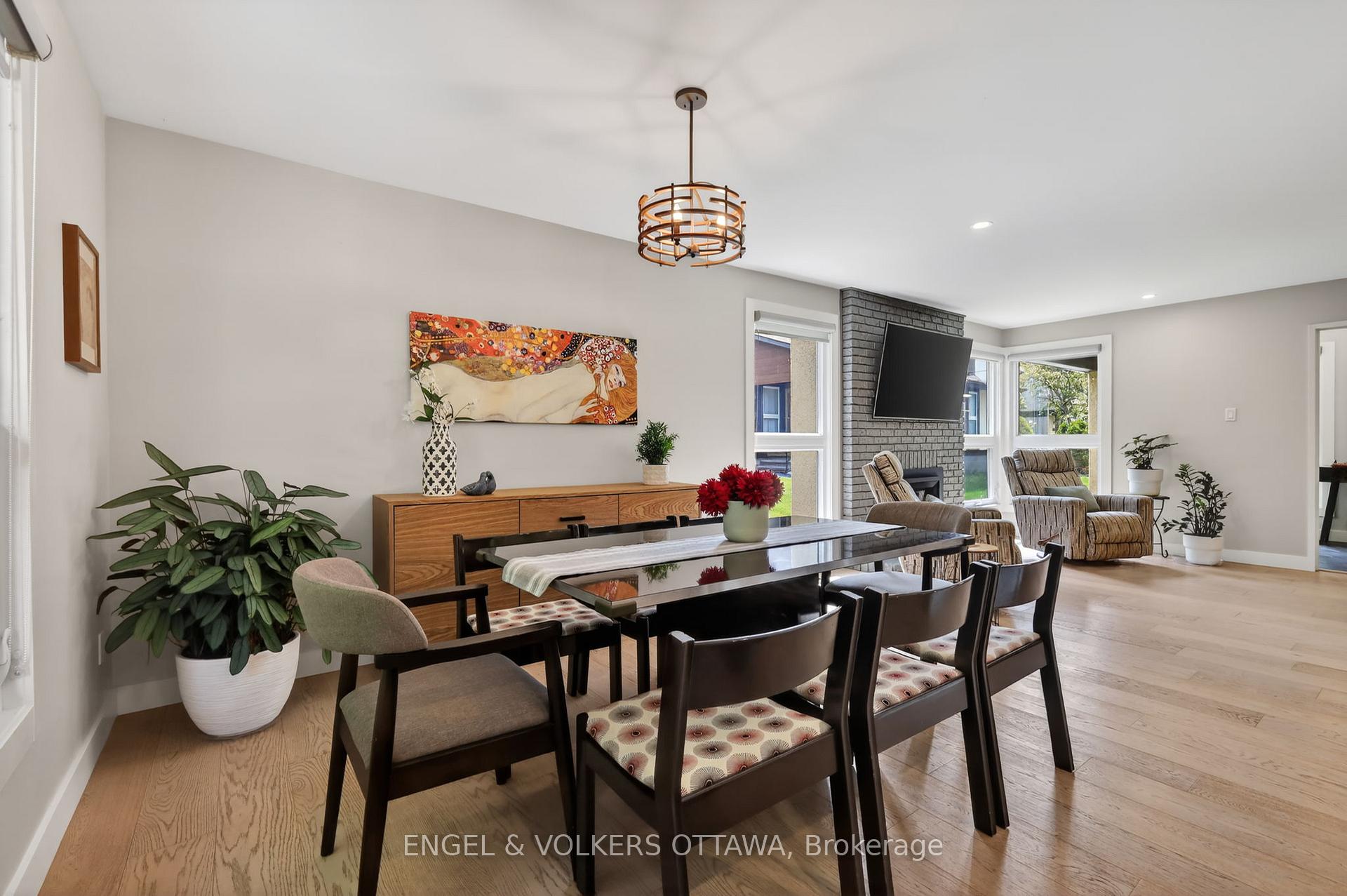 Photo 14 of Unit 6, 164 McClintock Way, Ottawa, Kanata - Katimavik — HOMEH