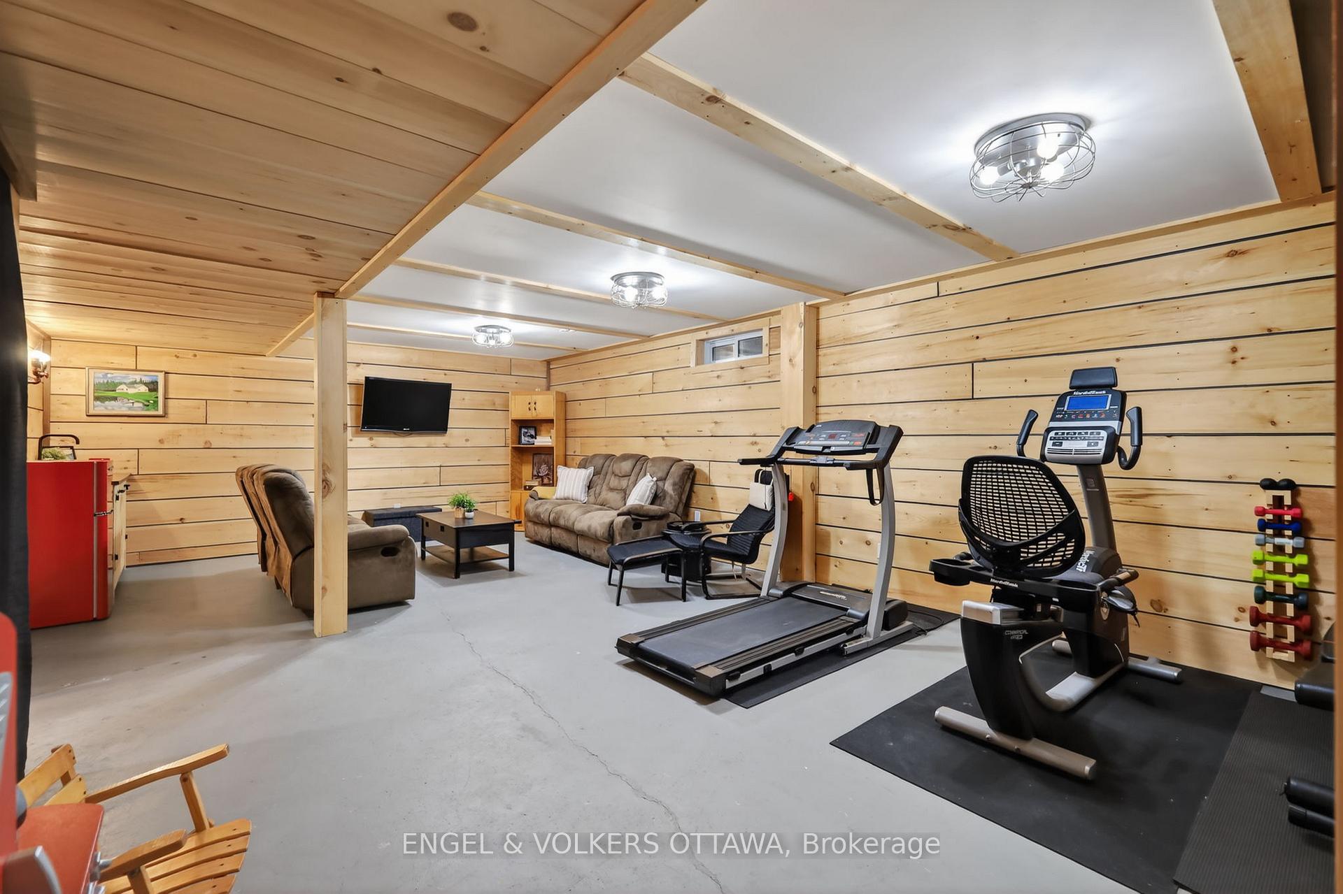 Photo 36 of Unit 6, 164 McClintock Way, Ottawa, Kanata - Katimavik — HOMEH