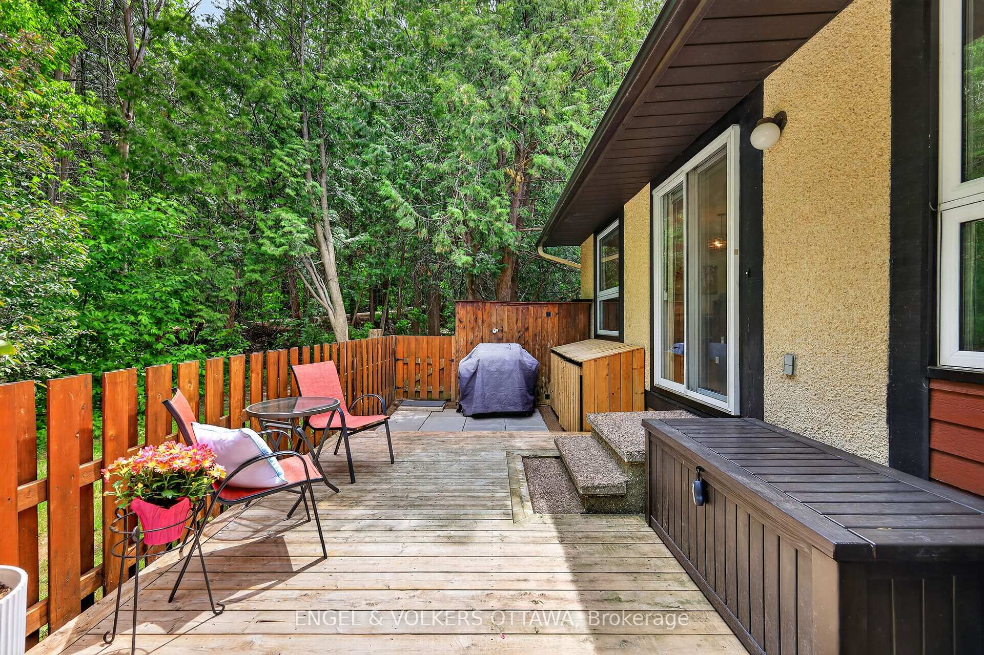 Photo 47 of Unit 6, 164 McClintock Way, Ottawa, Kanata - Katimavik — HOMEH
