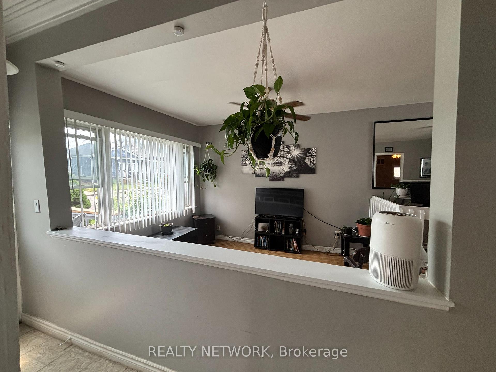 Photo 2 of 49 Highland Avenue, Hamilton, Crown Point — HOMEH