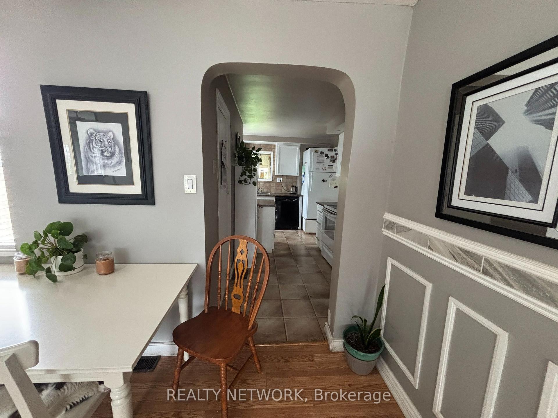 Photo 7 of 49 Highland Avenue, Hamilton, Crown Point — HOMEH