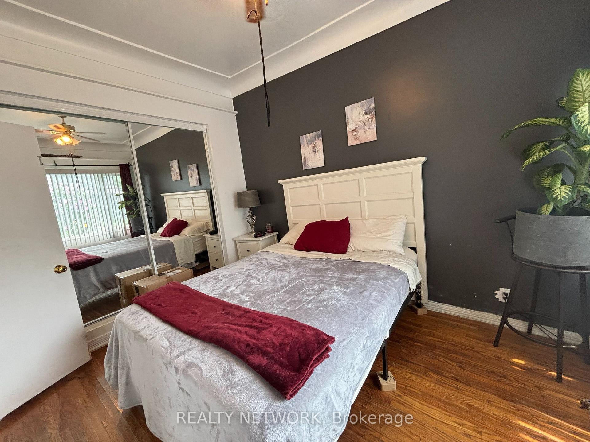 Photo 18 of 49 Highland Avenue, Hamilton, Crown Point — HOMEH