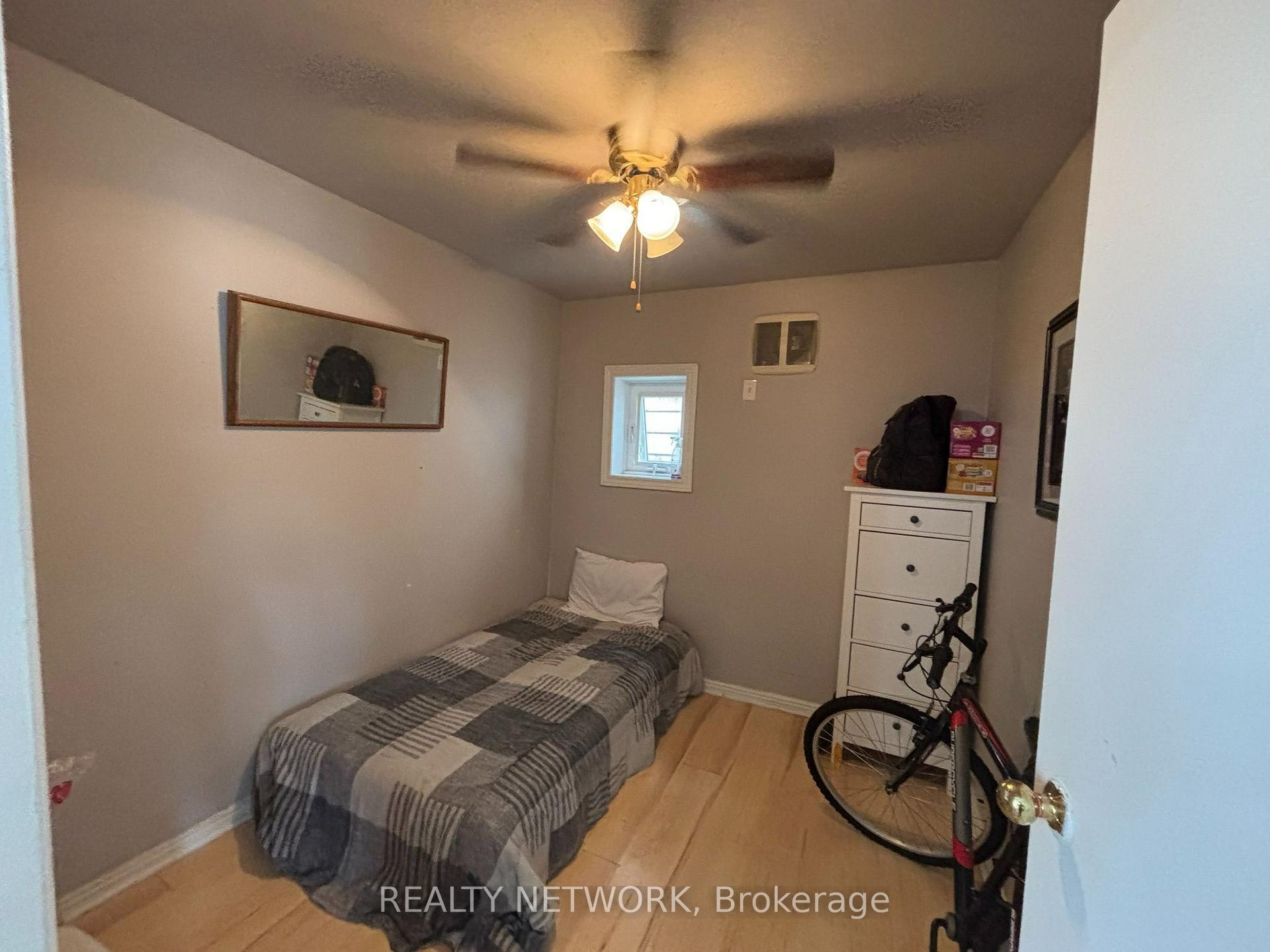 Photo 22 of 49 Highland Avenue, Hamilton, Crown Point — HOMEH