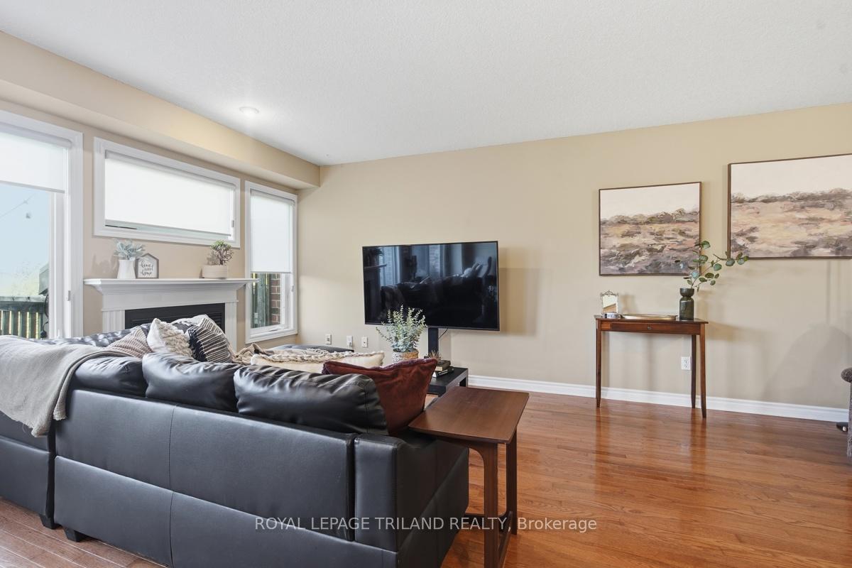 Photo 7 of Unit 127, 600 Hyde Park Road, London, North O — HOMEH
