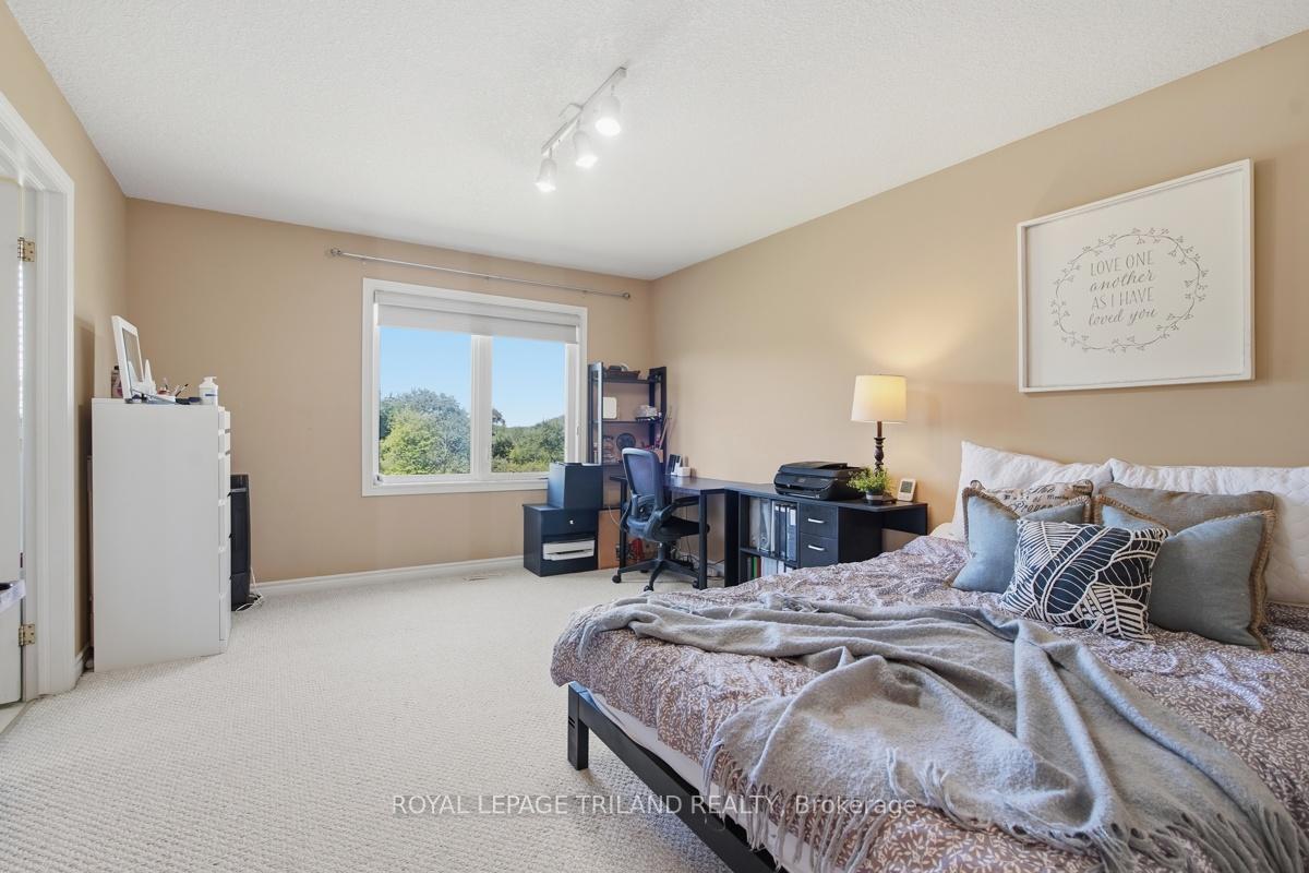 Photo 19 of Unit 127, 600 Hyde Park Road, London, North O — HOMEH