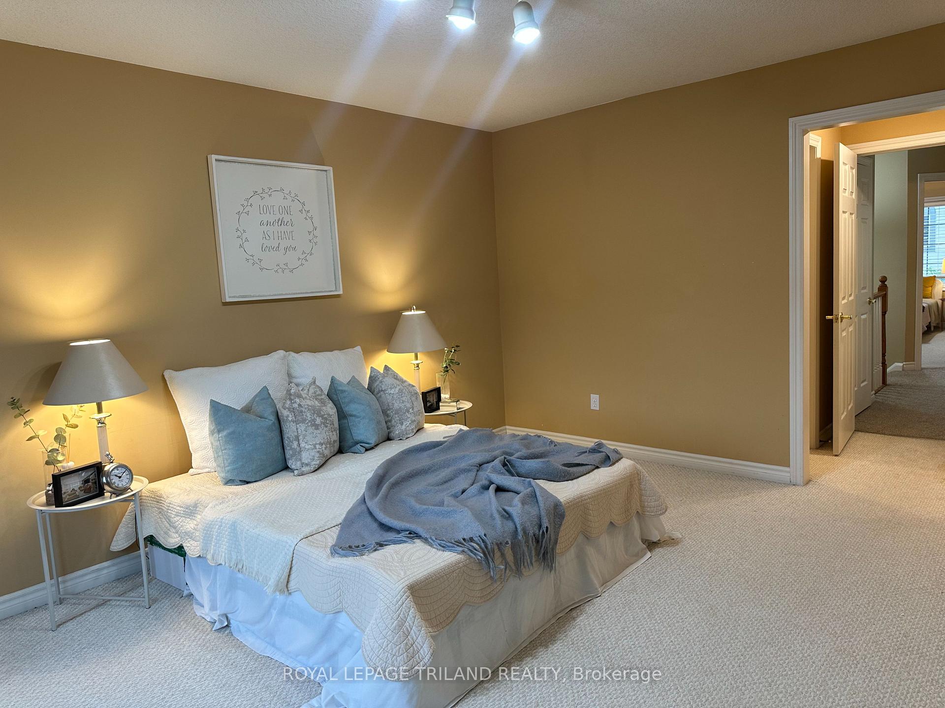 Photo 22 of Unit 127, 600 Hyde Park Road, London, North O — HOMEH