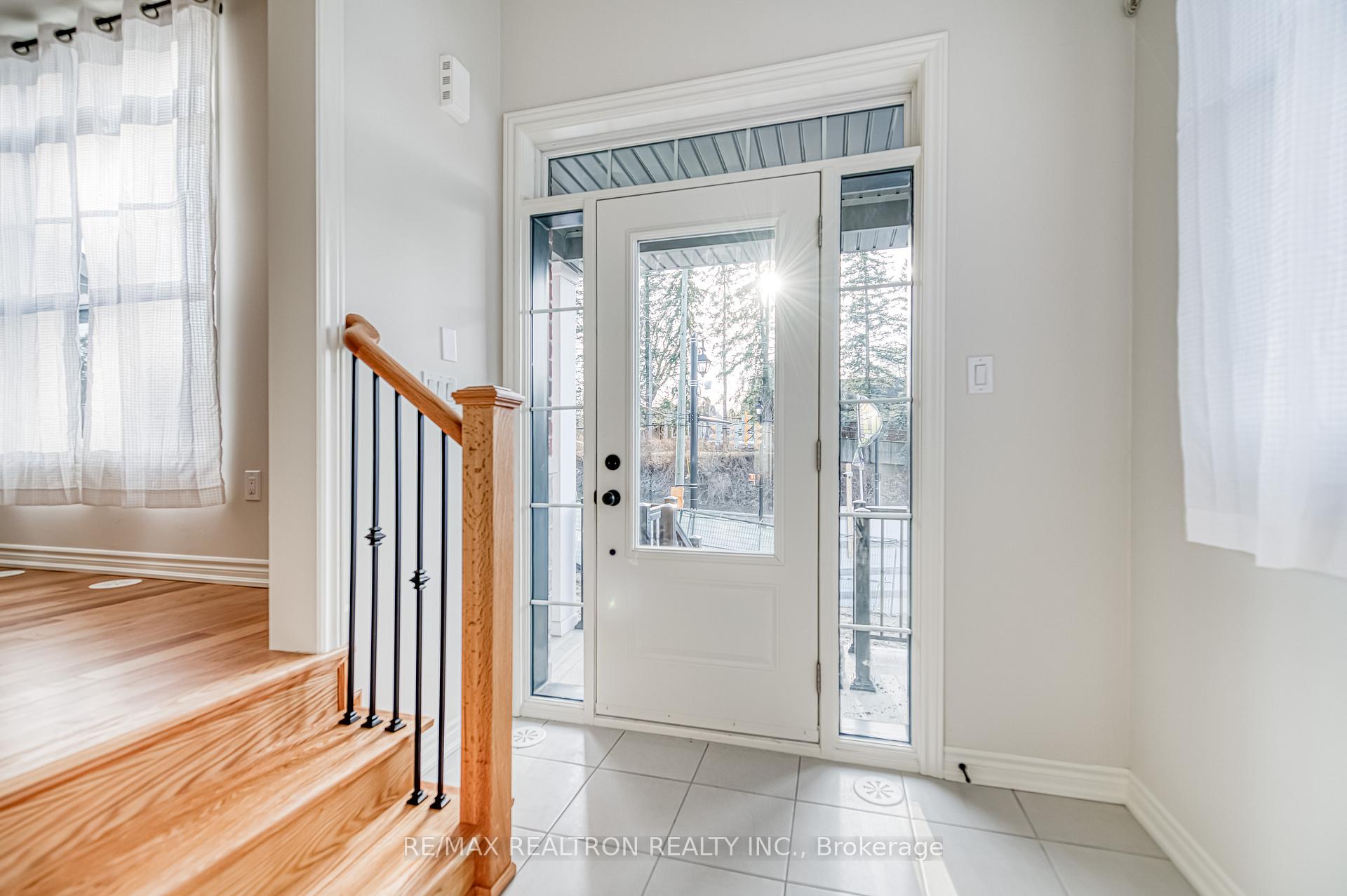 Photo 3 of 65 Main Street S, Markham, Vinegar Hill — HOMEH