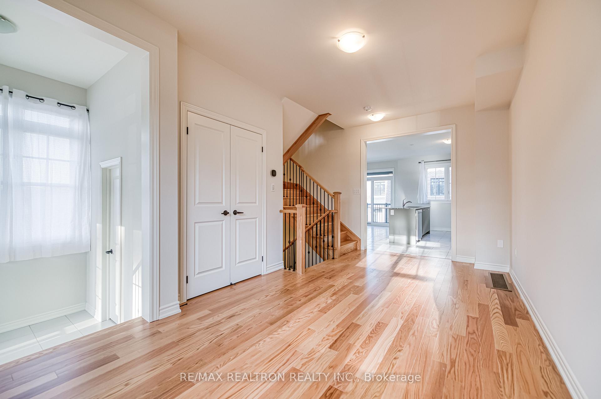 Photo 4 of 65 Main Street S, Markham, Vinegar Hill — HOMEH