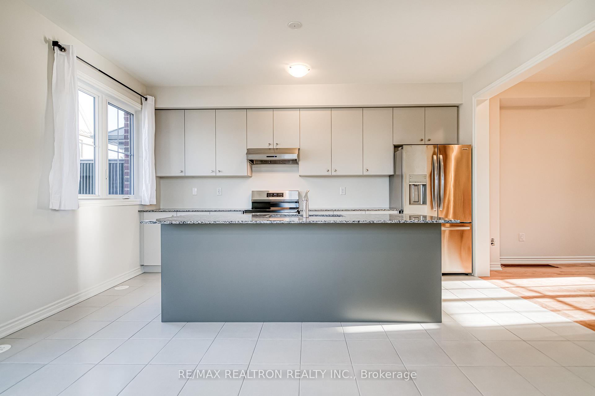 Photo 14 of 65 Main Street S, Markham, Vinegar Hill — HOMEH