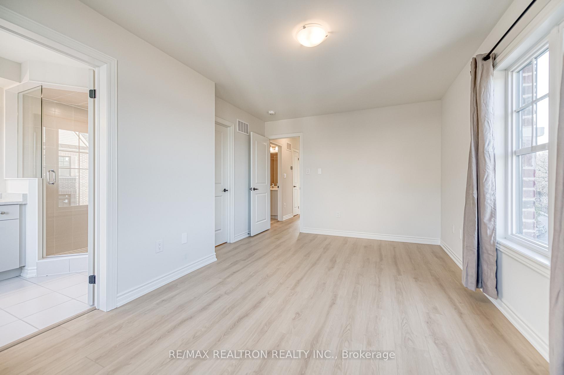 Photo 25 of 65 Main Street S, Markham, Vinegar Hill — HOMEH