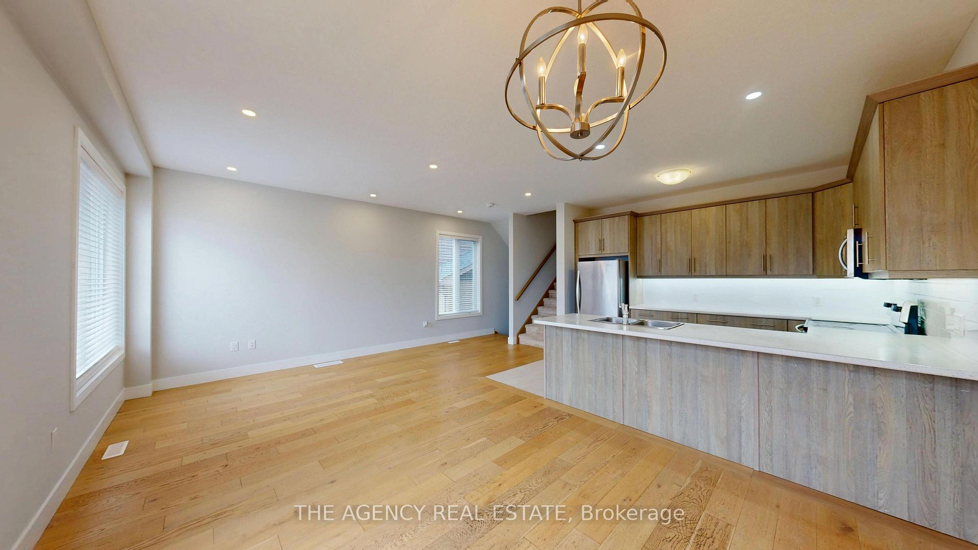 Photo 14 of 48 Edgevalley Road, London, East D — HOMEH