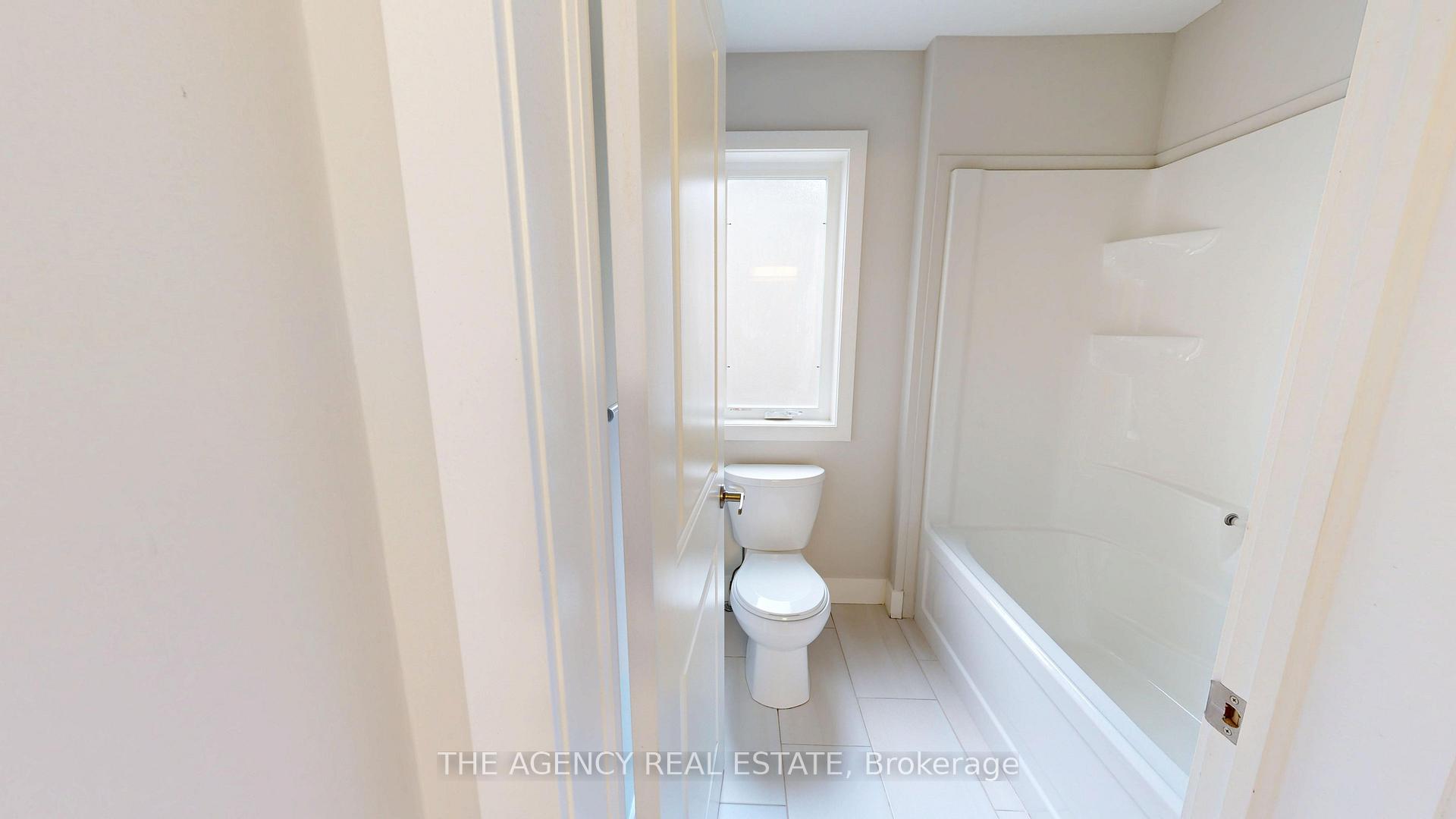 Photo 34 of 48 Edgevalley Road, London, East D — HOMEH