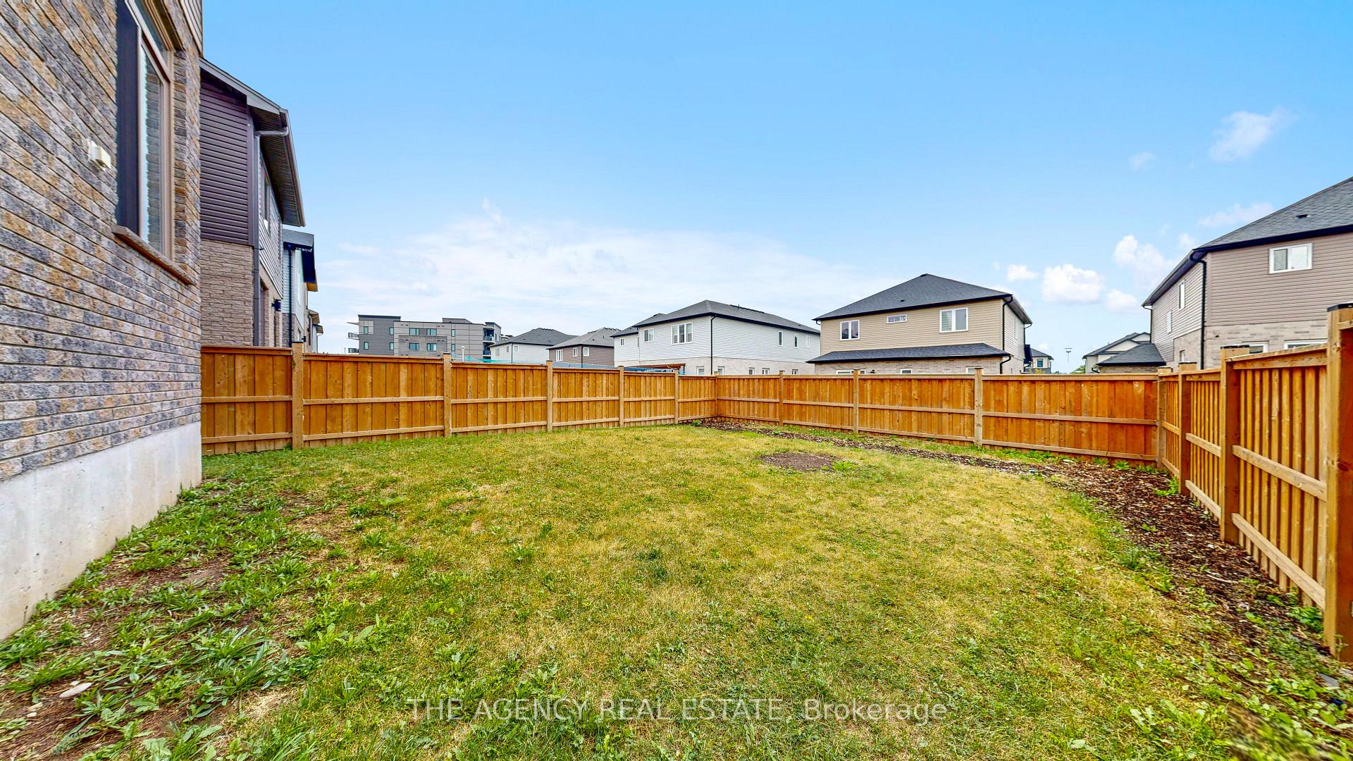 Photo 40 of 48 Edgevalley Road, London, East D — HOMEH