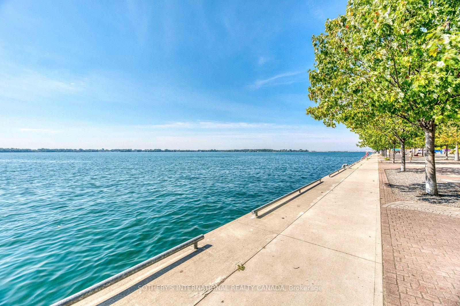 Photo 4 of Unit 607, 15 Queens Quay E, Toronto, Waterfront Communities — HOMEH