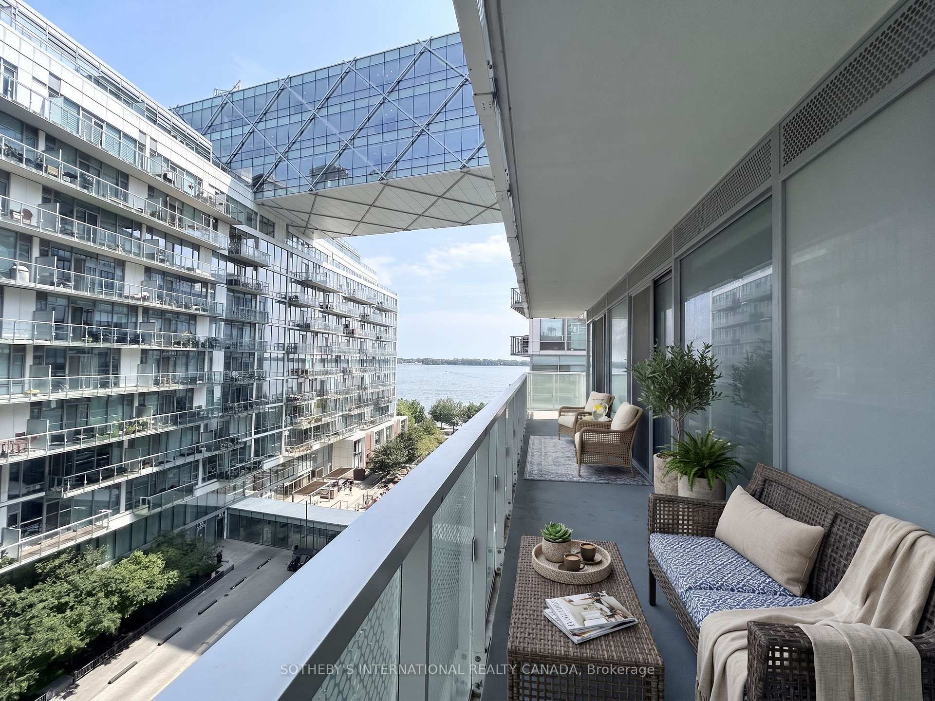 Photo 10 of Unit 607, 15 Queens Quay E, Toronto, Waterfront Communities — HOMEH