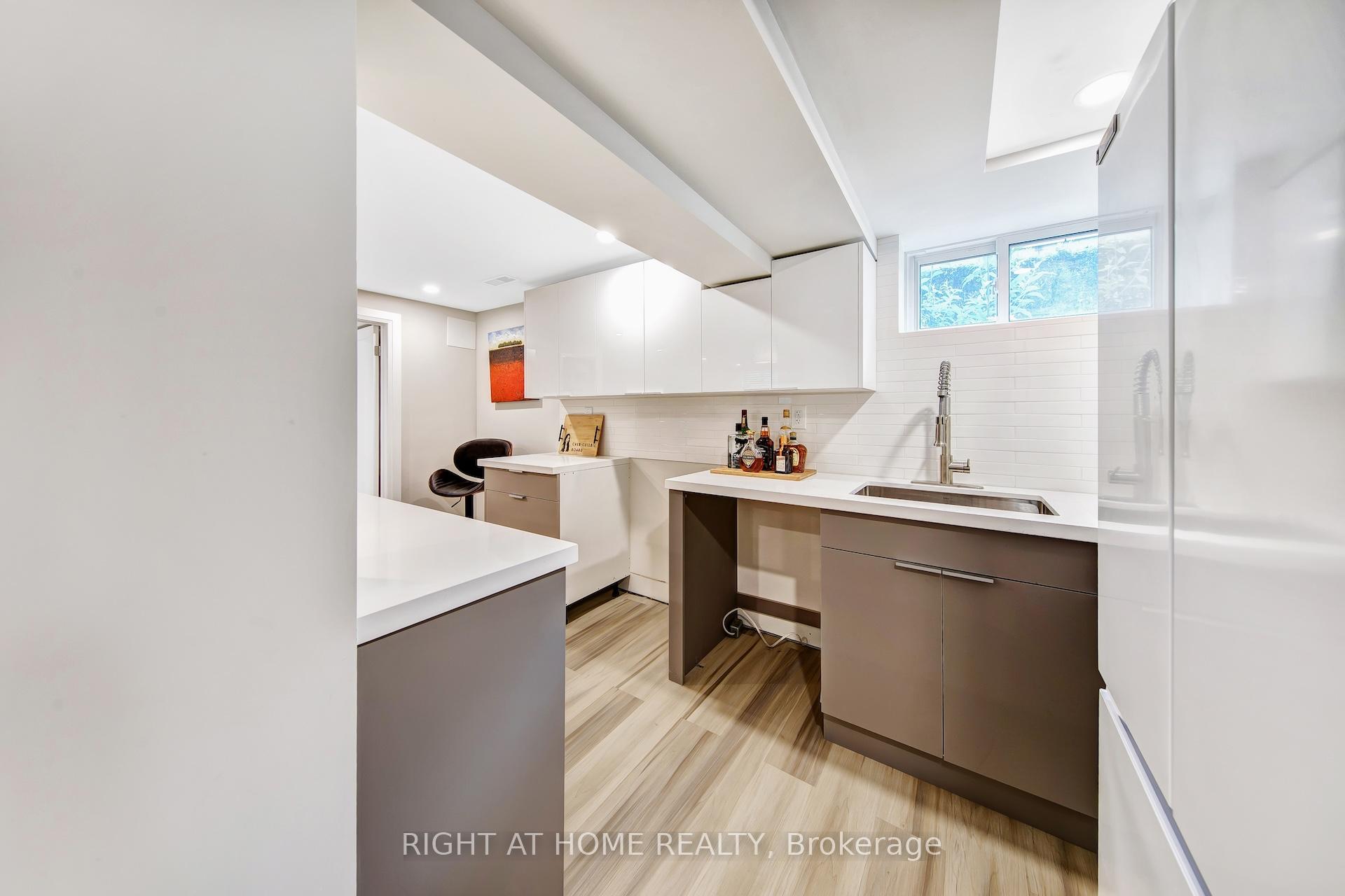 Photo 27 of 74 Mccaul Street, Brampton, Brampton North — HOMEH