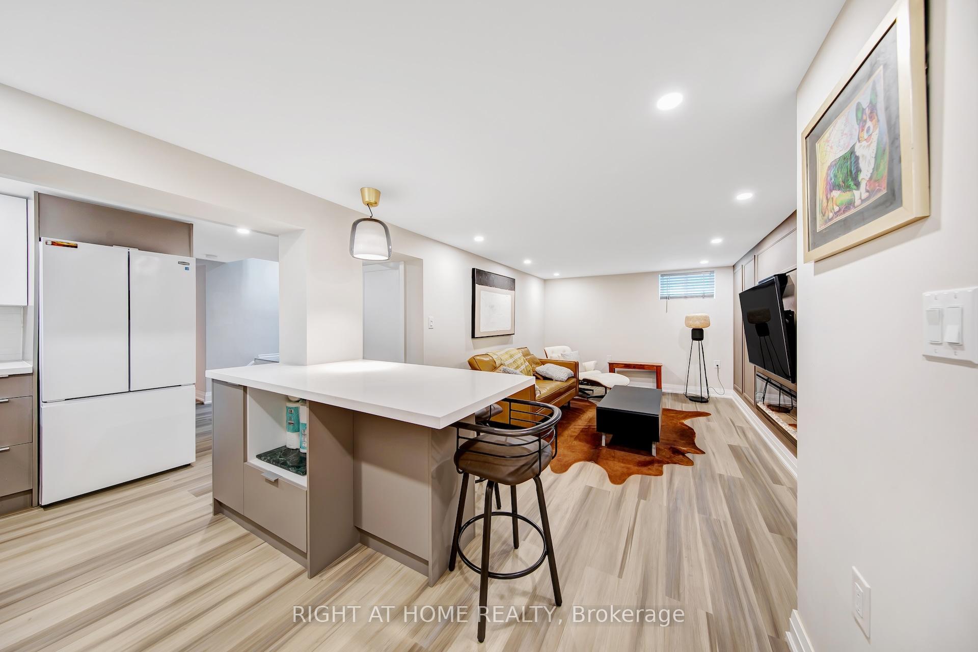 Photo 29 of 74 Mccaul Street, Brampton, Brampton North — HOMEH