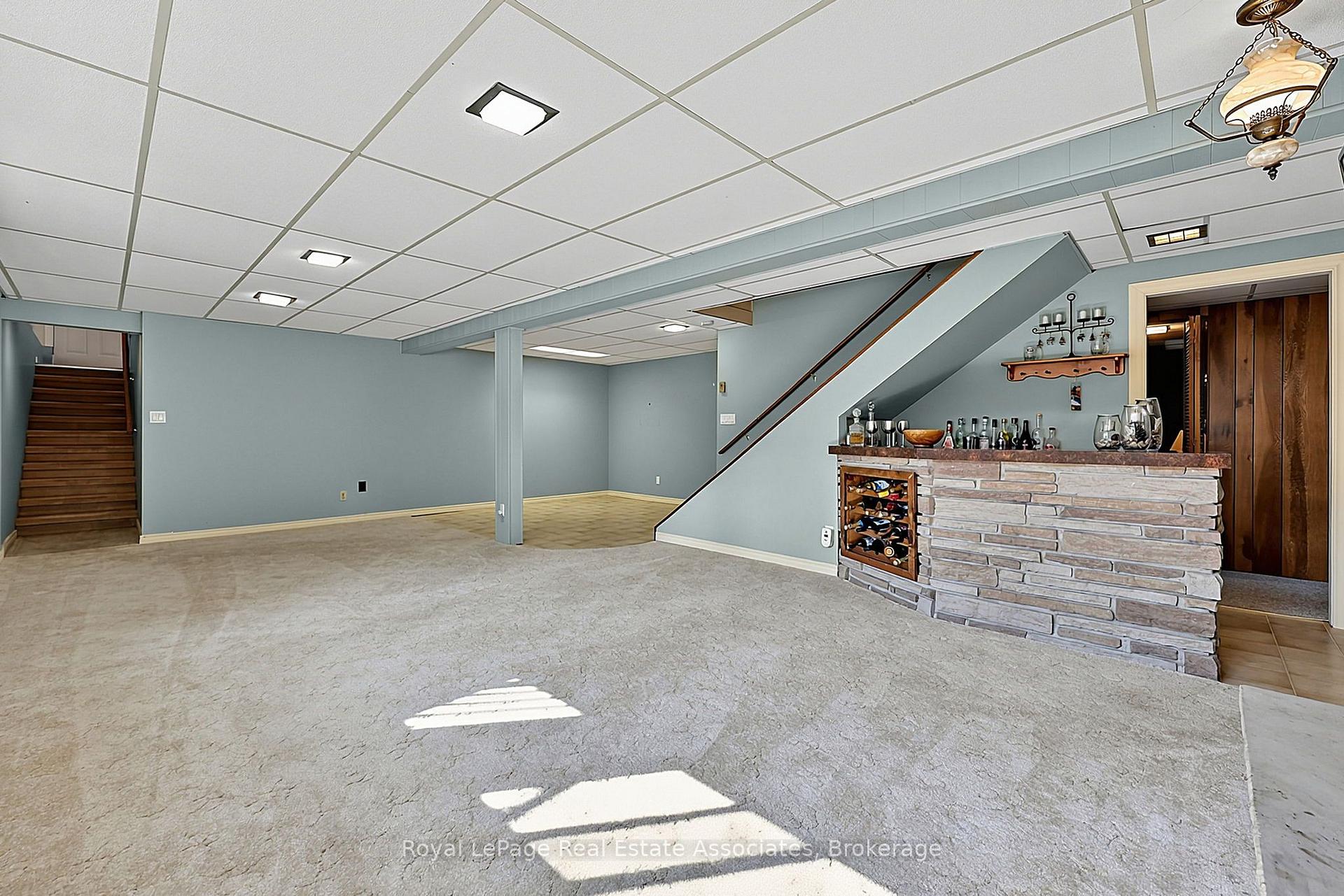 Photo 26 of 408 Mooney Crescent, Orillia — HOMEH