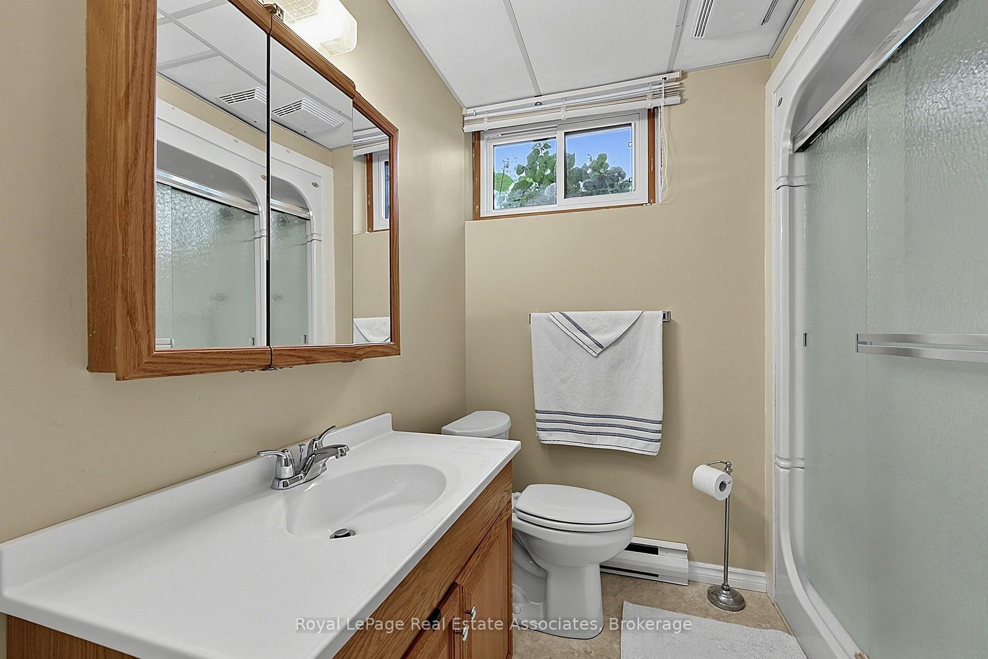 Photo 28 of 408 Mooney Crescent, Orillia — HOMEH