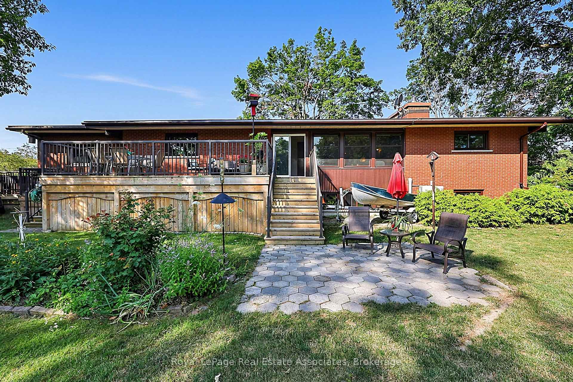 Photo 34 of 408 Mooney Crescent, Orillia — HOMEH
