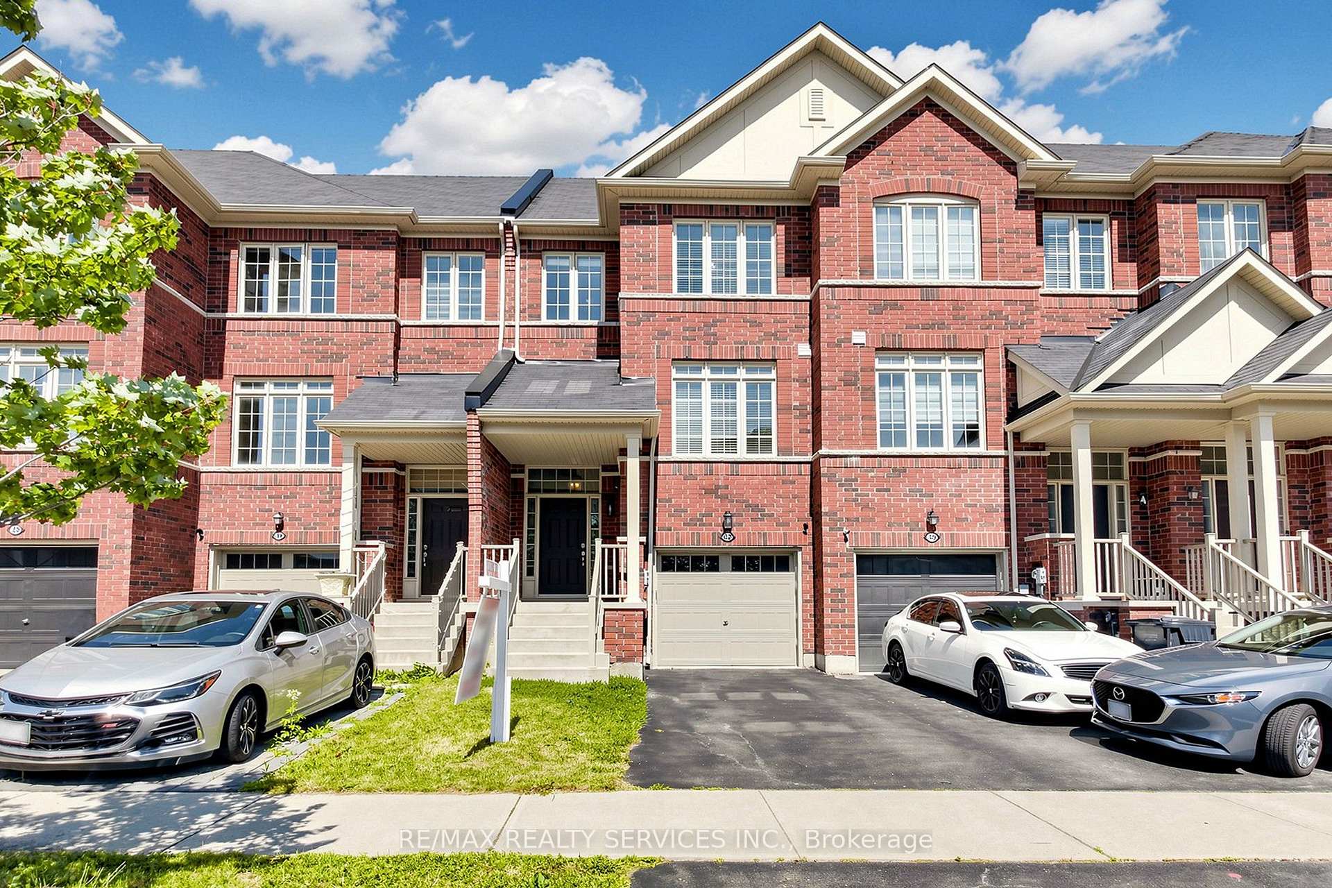 Photo 1 of 32 Agava Street, Brampton, Northwest Brampton — HOMEH
