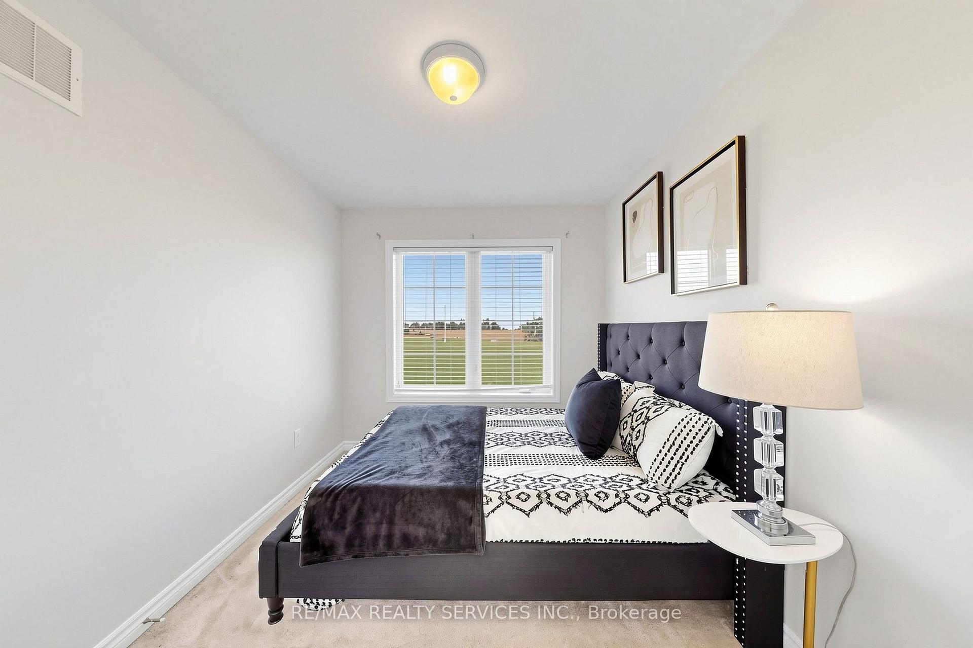 Photo 35 of 32 Agava Street, Brampton, Northwest Brampton — HOMEH