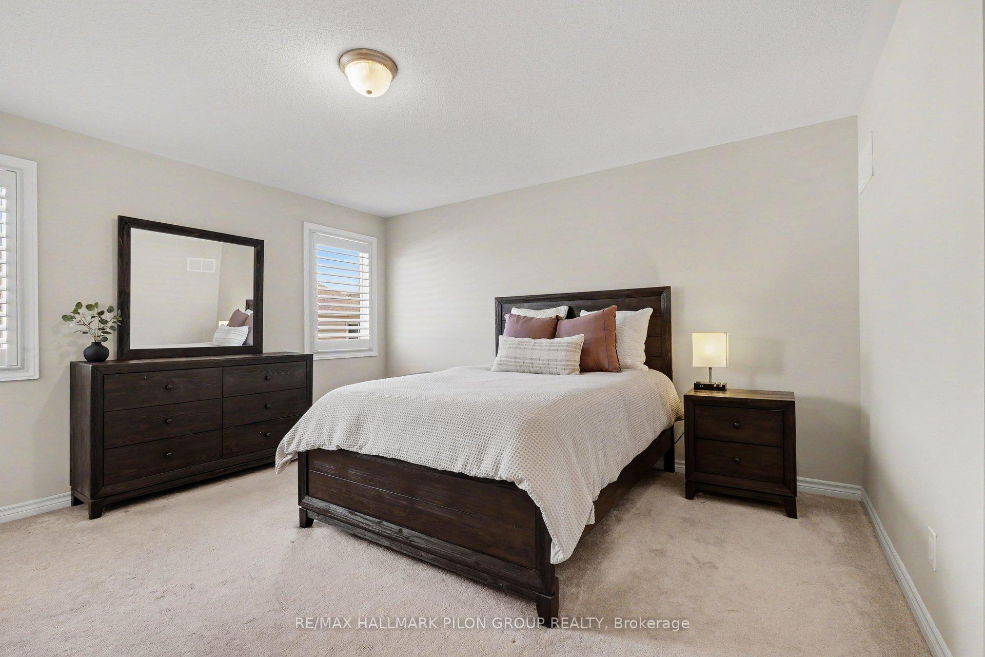 Photo 12 of 124 Mandalay Street, Ottawa, Avalon West — HOMEH