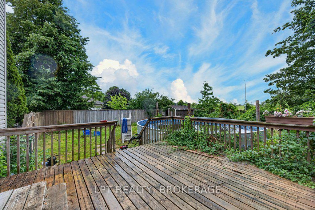 Photo 4 of 764 Roosevelt Drive, Kingston, City SouthWest — HOMEH