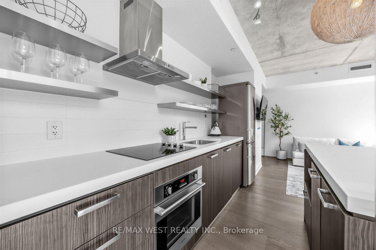 Photo 5 of Unit 214, 560 King Street W, Toronto, Waterfront Communities — HOMEH