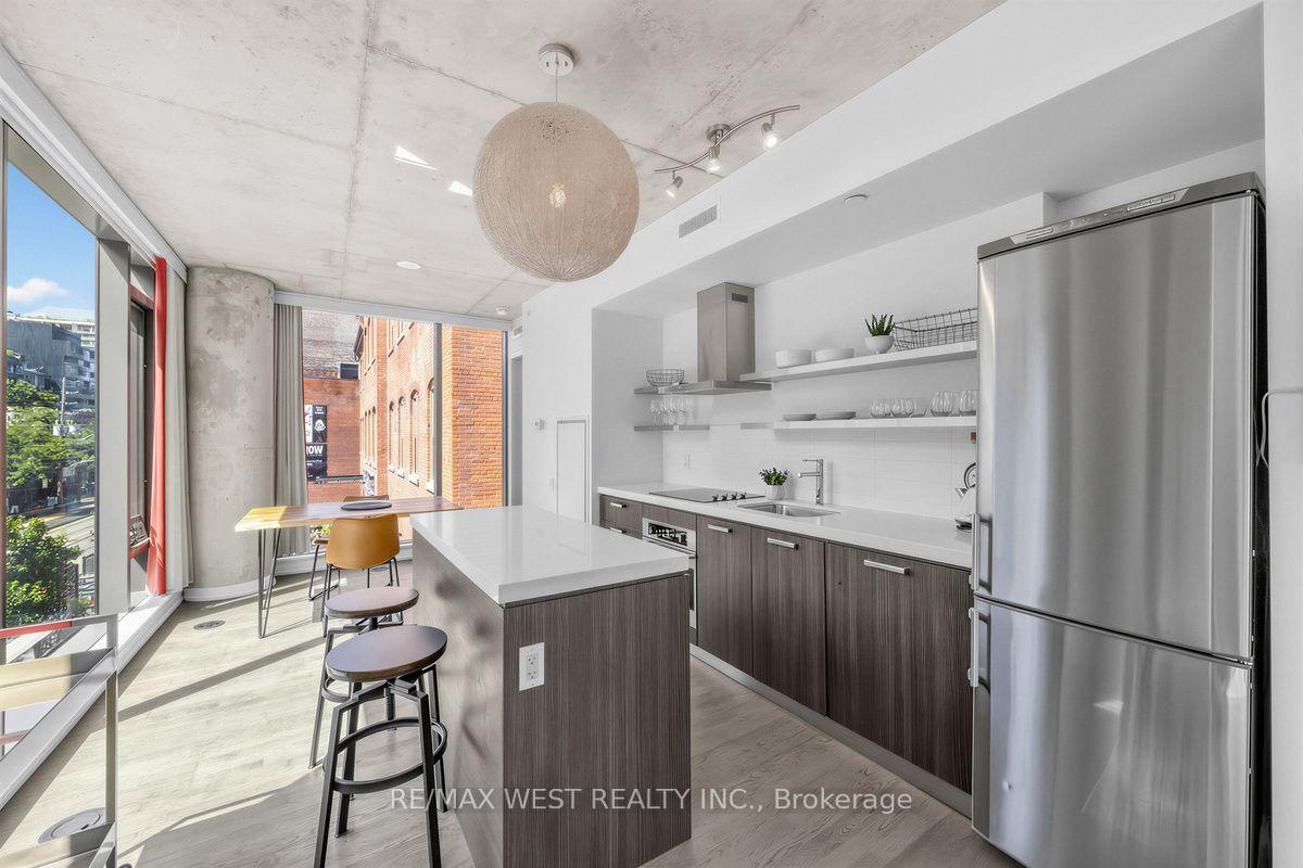 Photo 6 of Unit 214, 560 King Street W, Toronto, Waterfront Communities — HOMEH