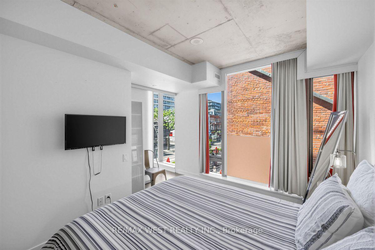 Photo 9 of Unit 214, 560 King Street W, Toronto, Waterfront Communities — HOMEH