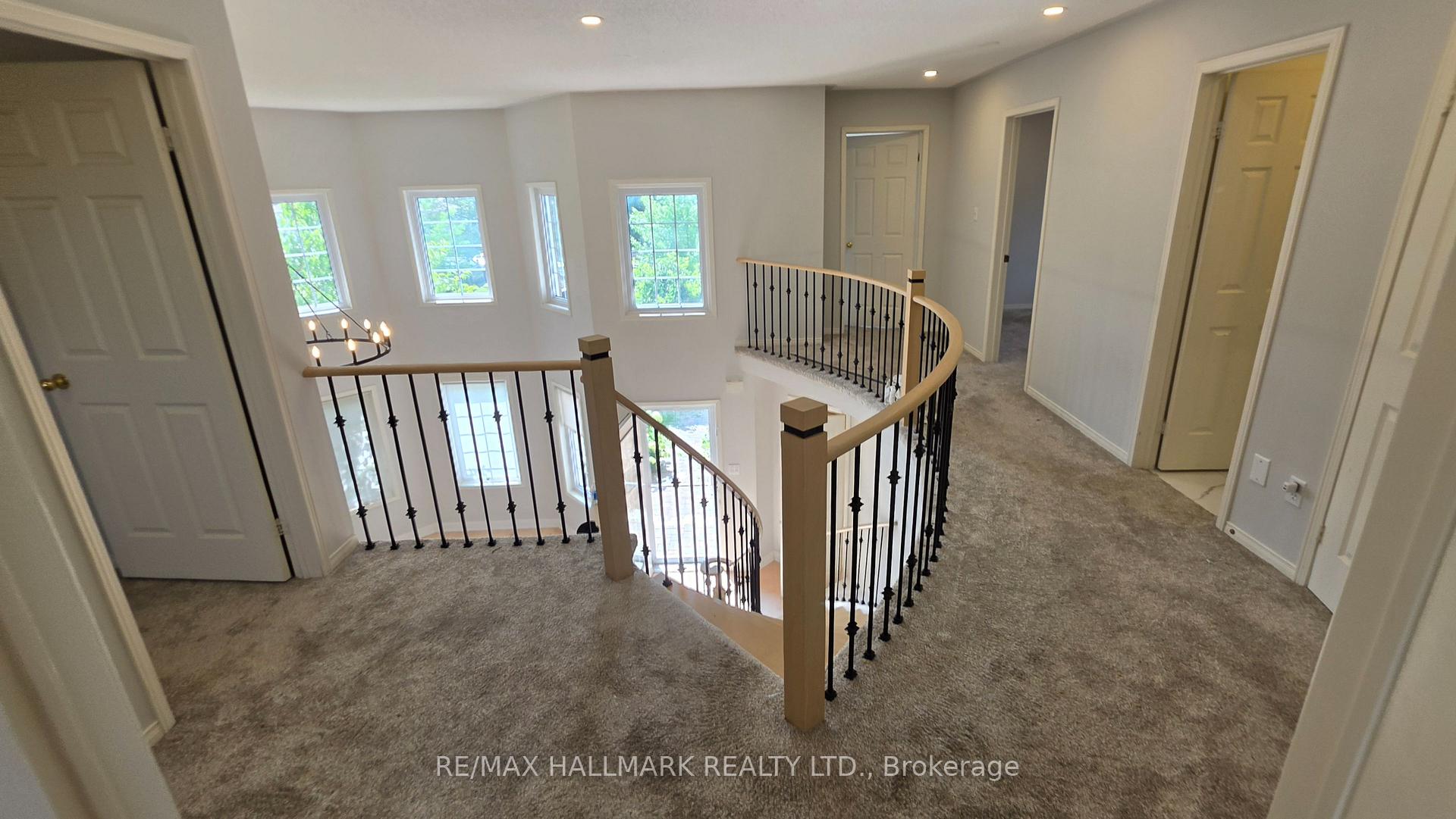 Photo 23 of 39 Pogson Drive, Whitby, Rolling Acres — HOMEH