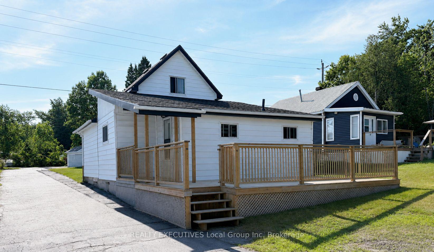 Photo 4 of 926 Main Street N, Callander — HOMEH